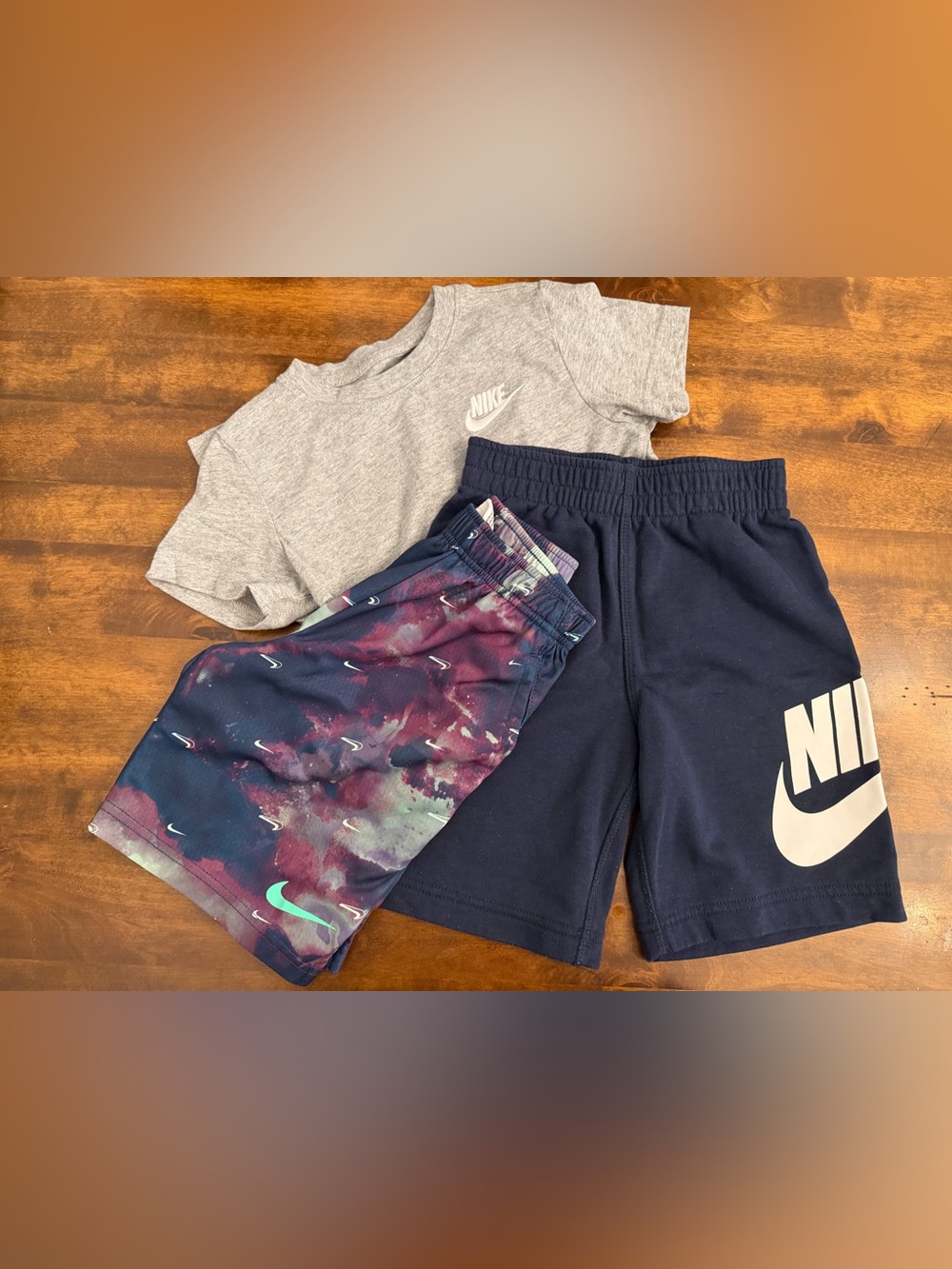 Nike Kids Navy Shorts & Multicolor Tie-Dye Athletic Shorts with Grey T shirt 6/7